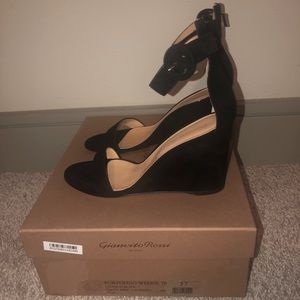 Gianvito Rossi 85 MM Portofino wedge